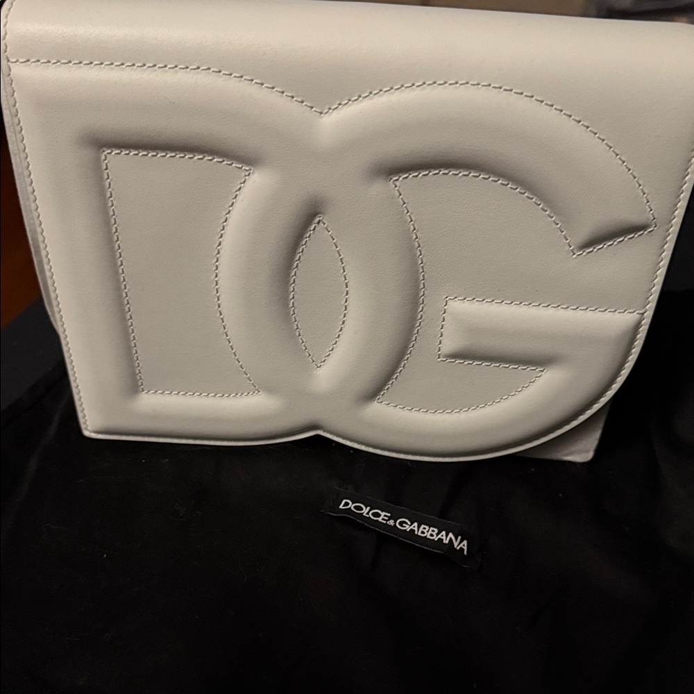 Dolce & Gabbana Cream Clutch with Logo Embossing